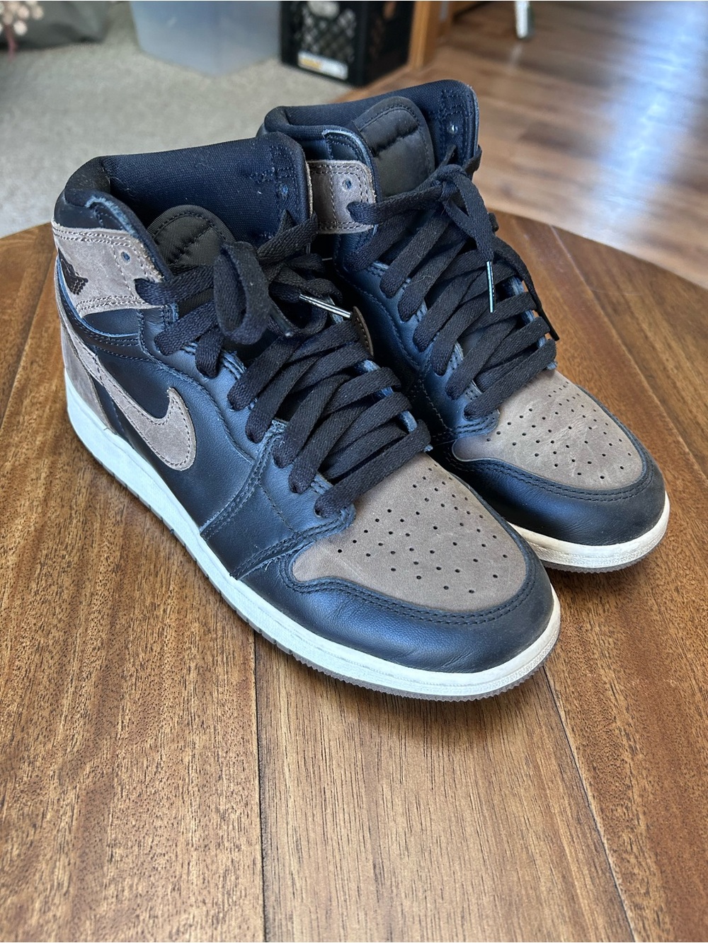 Nike Youth Black and Brown High-Top Sneakers